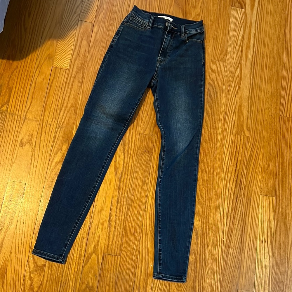 jeans